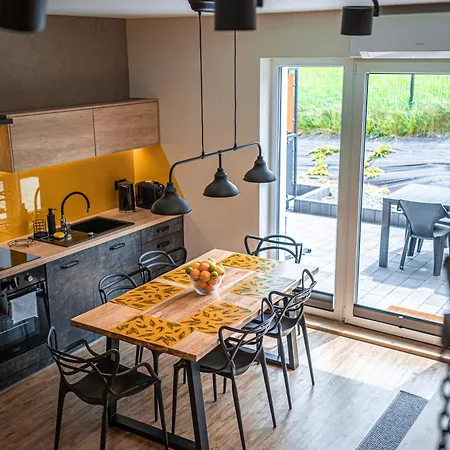 Nad Lipami 2 - Z Sauną I Tarasem Blisko Stoku Apartament