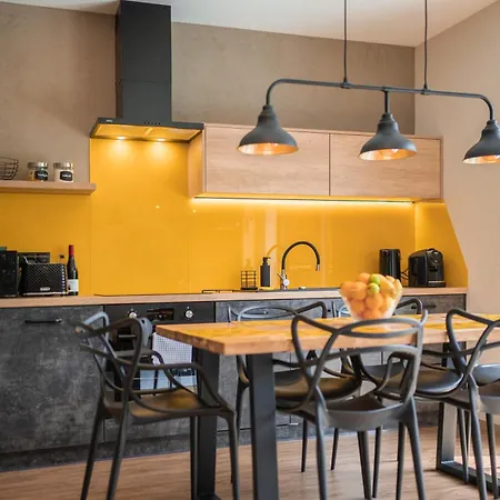 Nad Lipami 2 - Z Sauna I Tarasem Blisko Stoku Apartamento *