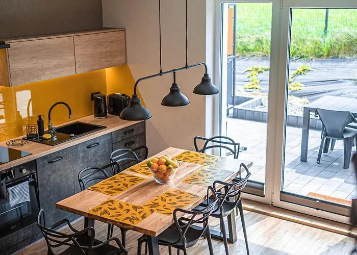 Nad Lipami 2 - Apartament Z Tarasem Blisko Stoku Szczyrk דירה