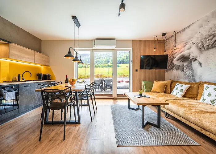 Nad Lipami 2 - Apartament Z Tarasem Blisko Stoku Szczyrk שצ'צ'ירק