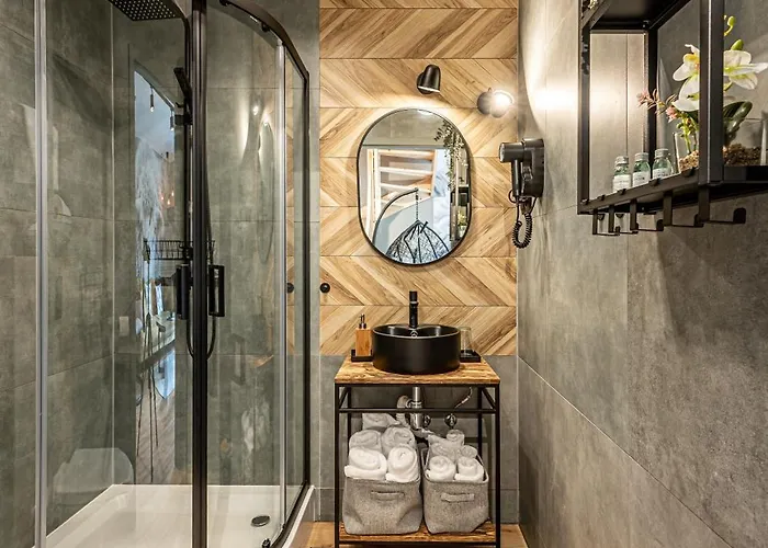 Nad Lipami 2 - Apartament Z Tarasem Blisko Stoku Szczyrk * שצ'צ'ירק